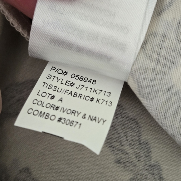 Lila Rose Womens Cotton/spandex Size 6 Floral Blue and White Skirt - Picture 14 of 15